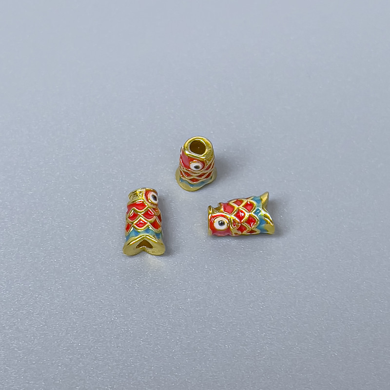 Cloisonné bead cylindrical fish red green enamel, diameter 4×7mm± hole 1.5mm, metal color gold 1 pc