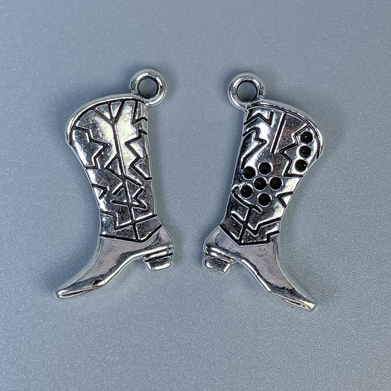 Pendant Findings Boots color metal silver, size 22×14×2mm±, hole diameter 2.5mm±, packaging 8 pcs