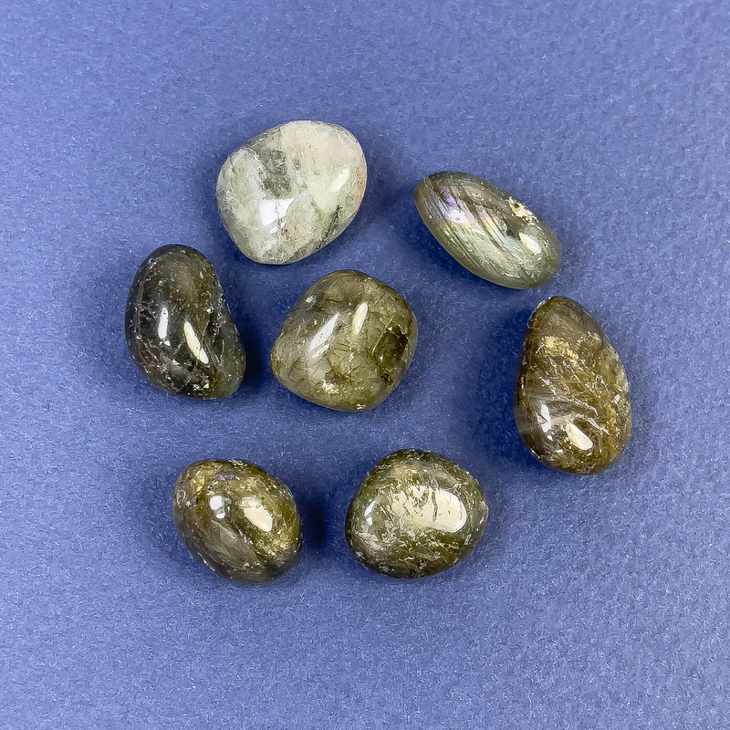 Souvenir Natural Labradorite Tumbled Stone ~ sizes 12x16-22x15mm (+-) ~ weight 2-5g. +- /pcs. (price per 100 g)