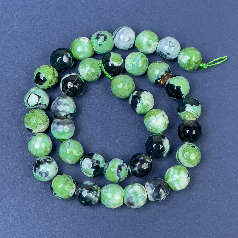 Agate Beads on Thread, Faceted Round 10mm, 37cm Length