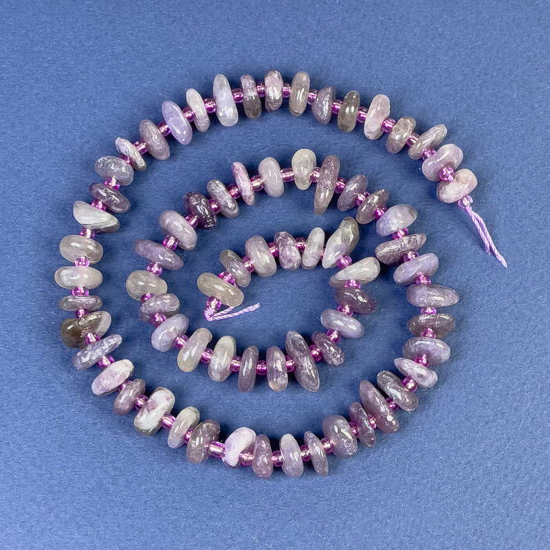 Lepidolite Beads, tumbled, 9×4 mm ± with seed beads on thread, length 38 cm+