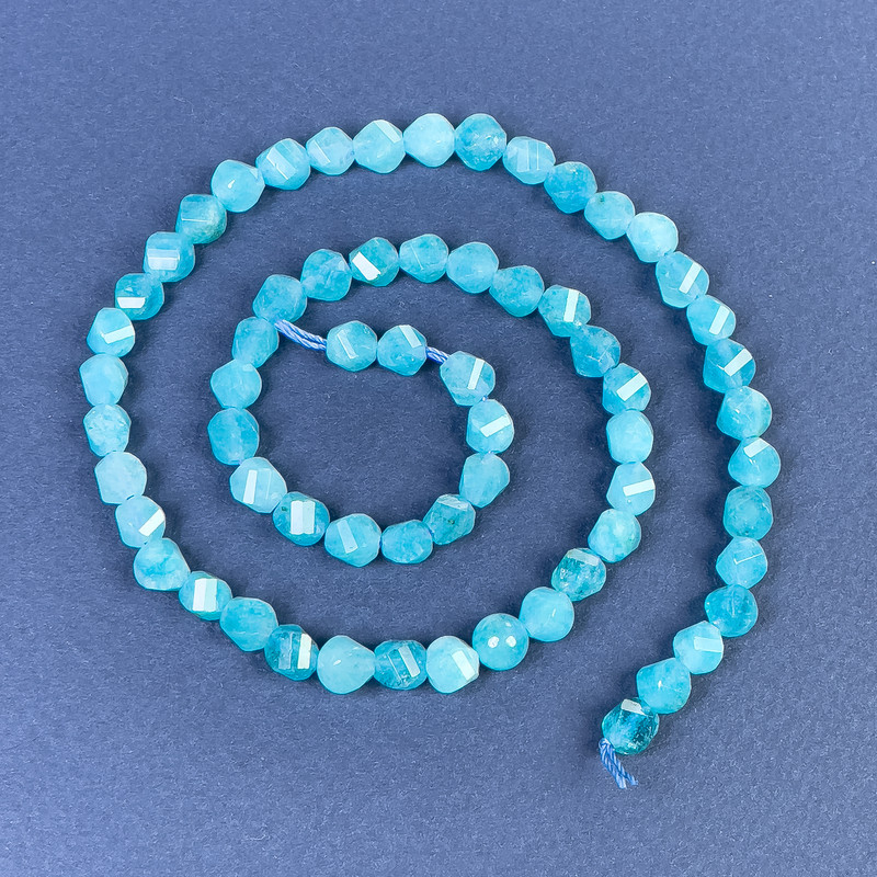 Aquamarine Faceted Diamond-shaped Beads 6x5mm on Thread, 39cm+ Length