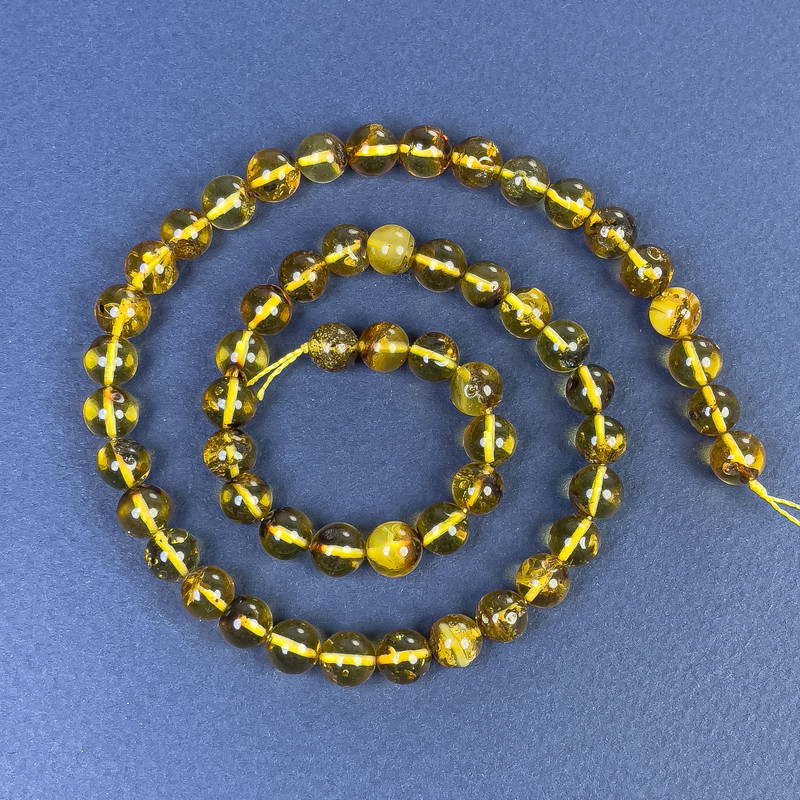 Amber Beads Smooth Round 8 mm on Thread, Length 39 in
