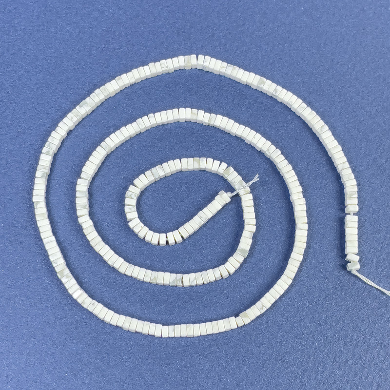 Howlite Beads, Square Rondelle 2.5x1mm ± on a Thread, Length 39cm+