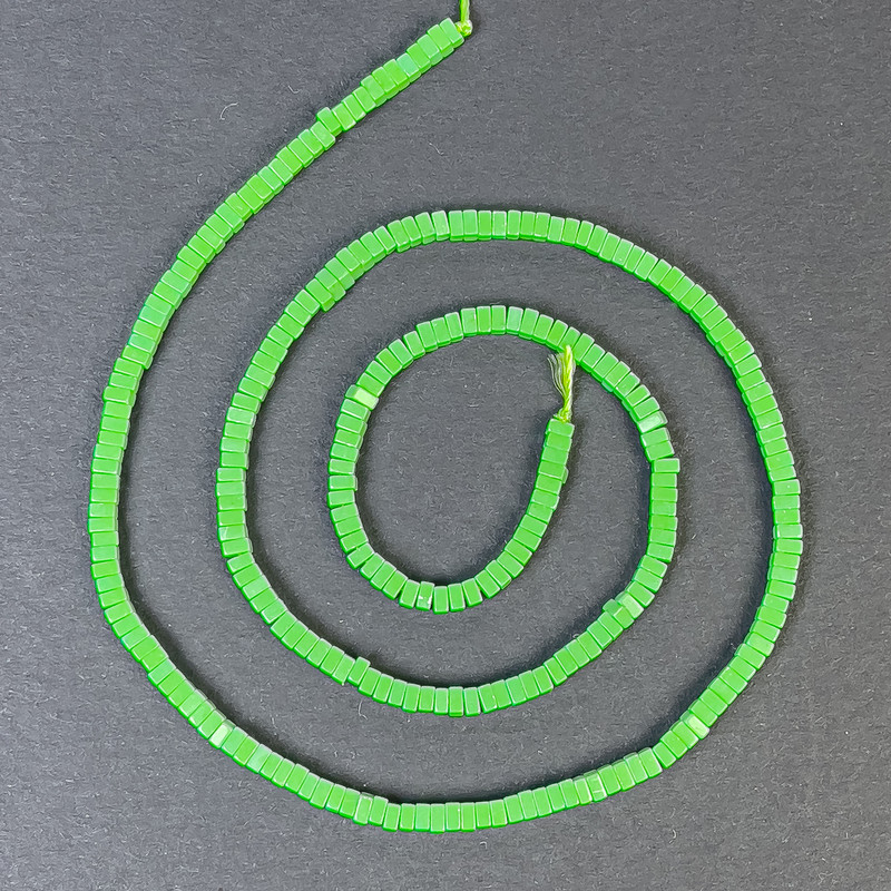 Variscite Beads Square Rondelle 2.5×1mm on Thread, 39cm+ length