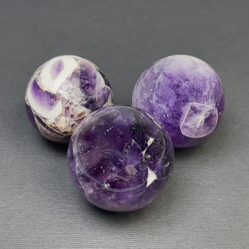 Price per 100g. Natural Amethyst Sphere, size ~34mm±, weight ~30g