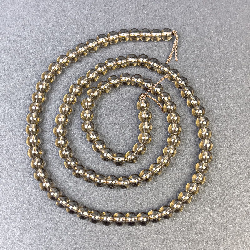 Smoky Quartz Beads Round 4–5 mm on Thread, 37 cm