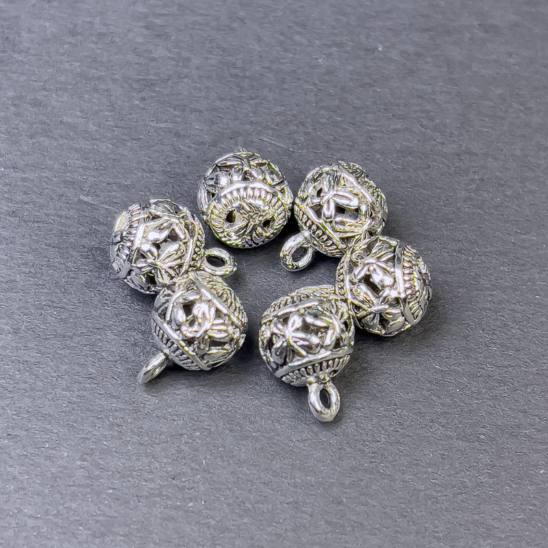 Hardware Pendant in Silver Color, 8x11mm diameter ± packaged 6 pcs