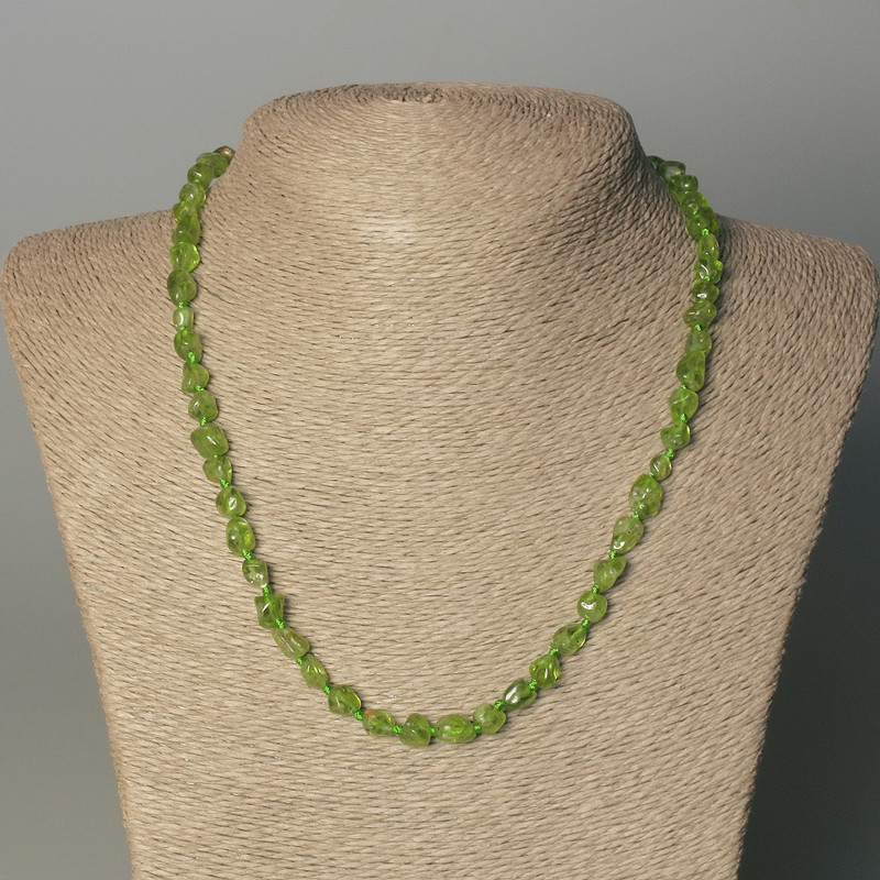 Chrysoprase Necklace Beads, faceted, diameter 9x5mm±, length 50mm± with clasp