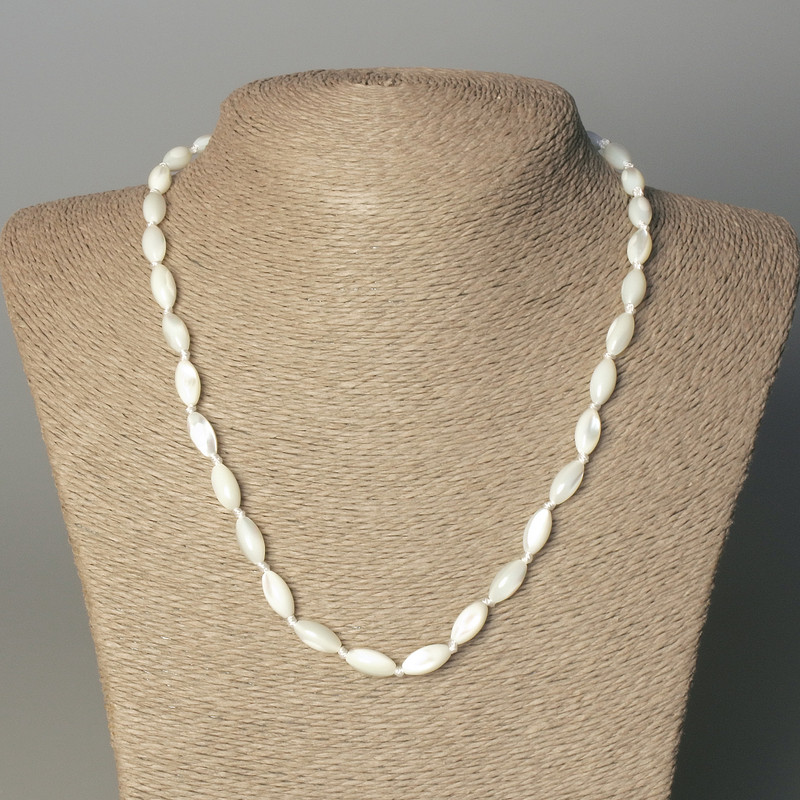 Mother-of-P Pearl Bead Grain, diameter 12×6mm +-, length 50mm+-