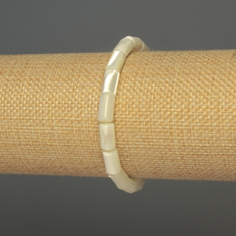 Bracelet Mother of Pearl Cylindrical, diameter 10x6mm +-, length 18cm +-/ stretchy