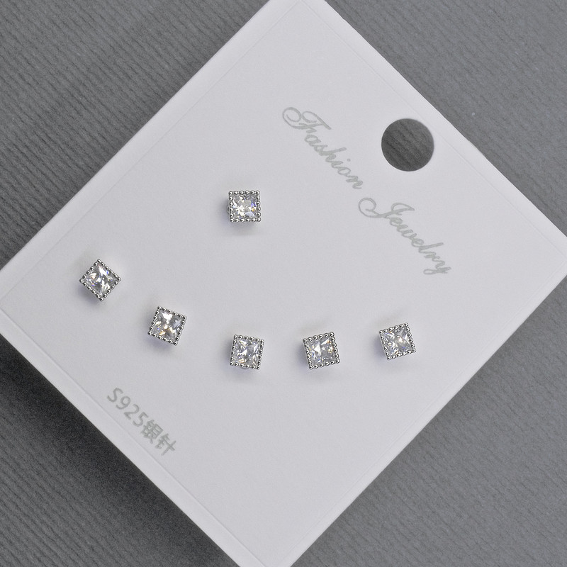 Post Earrings 3.5 mm+ Silver Metal with White Rhinestones