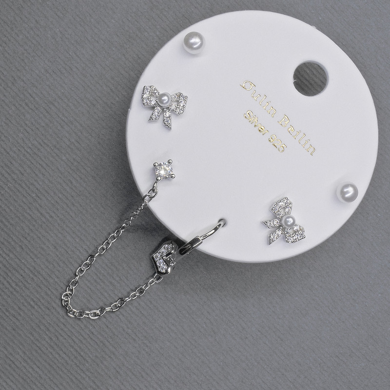 Stud Earrings with Cabochon on Ear Silver Metal with White Rhinestones