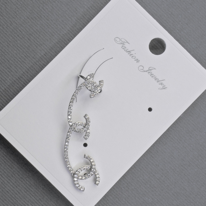 Cafe stud earring in silver-tone metal 10x42mm+-white rhinestones