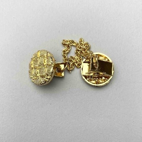 Brooch for cardigans in golden metal, diameter 20mm±, chain length about 9cm+