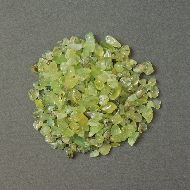 Natural Prinite Chip Without Hole 6-12×5-8mm ± (per 100 g ±)