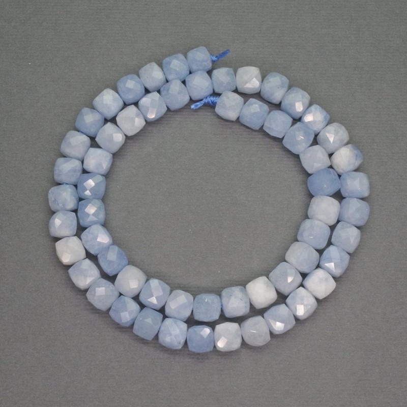 Aquamarine Beads, Faceted Cube, 7mm diameter, length 39cm