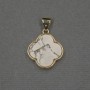 Pendant Clover with Howlite Inlay 16x18x4mm+- golden metal