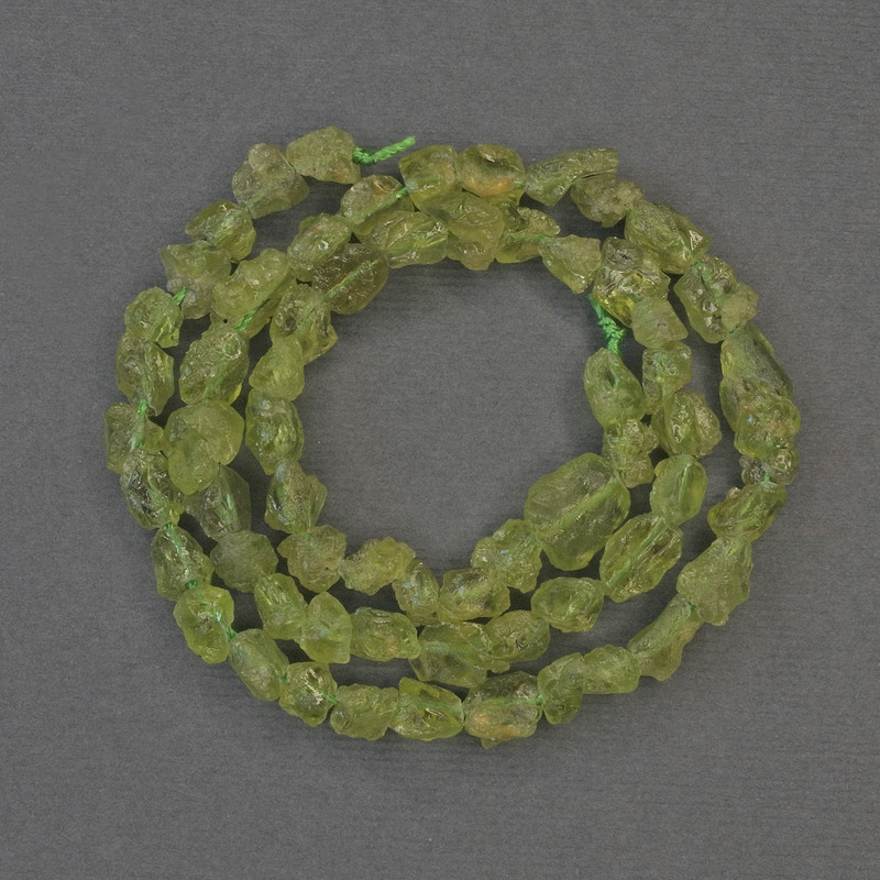 Chrysoprase Beads uncut stone cabochon (unpolished) 6-9×5 mm, on thread, length 38 cm