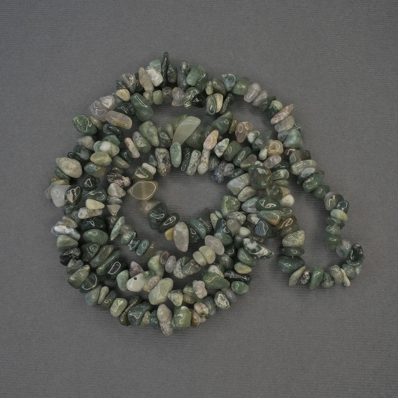 Moss Agate Chip Beads 5-10×3-5mm on Threaded Wire, length 80cm+