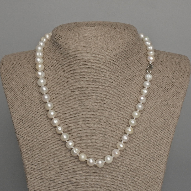 Necklace made of natural oval freshwater pearls, diameter 10x8 mm ±, length 46 cm ± with clasp