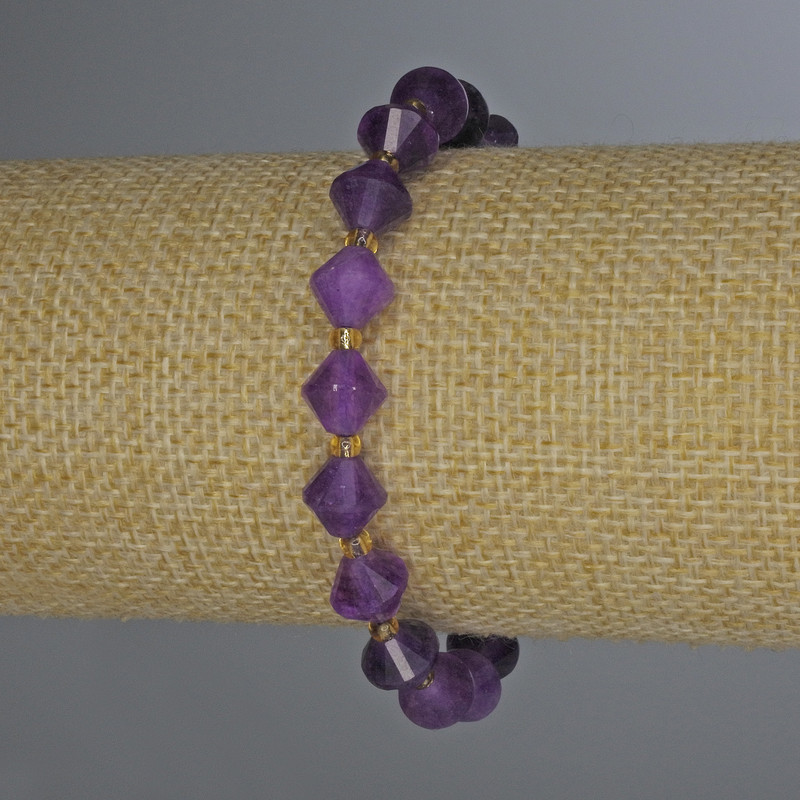 Sugilite Beaded Faceted Diamond Bracelet, 8x8mm diamonds ±, with 3mm beads ±, 18cm length ± stretch
