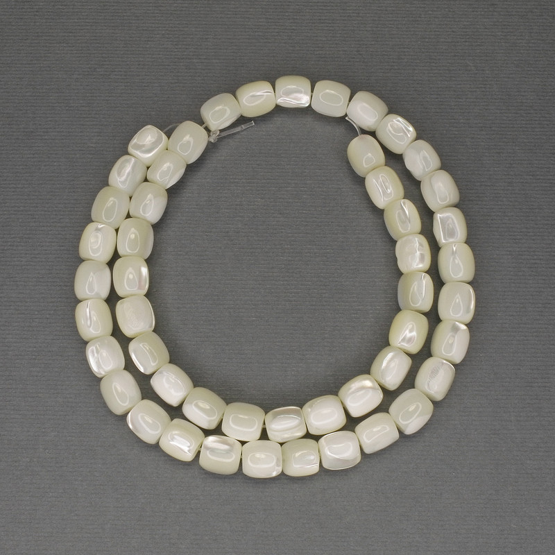 Mother-of-P Pearl Barillo Beads, diameter 8x7, 5mm±, length 40cm± on thread