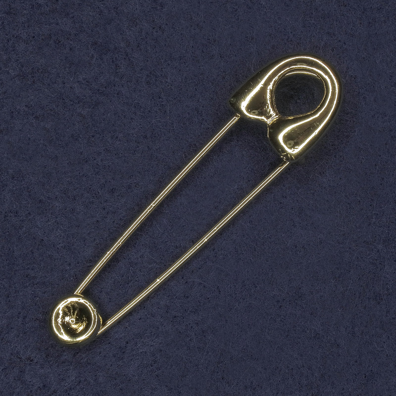 Brooch Pin 17x72mm+ golden metal