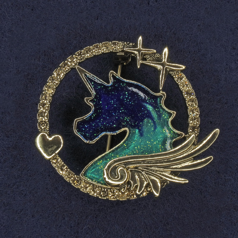 Brooch Unicorn white crystals enamel golden metal 30x32mm+