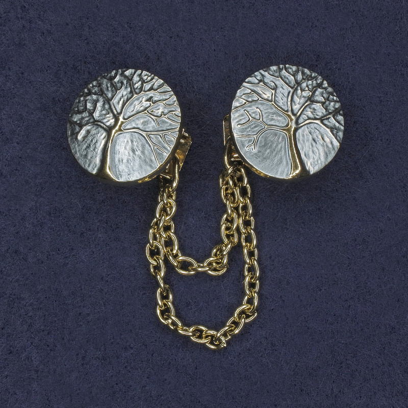 Brooch for cardigans blue enamel with golden metal, diameter 20mm±, chain length 9cm+