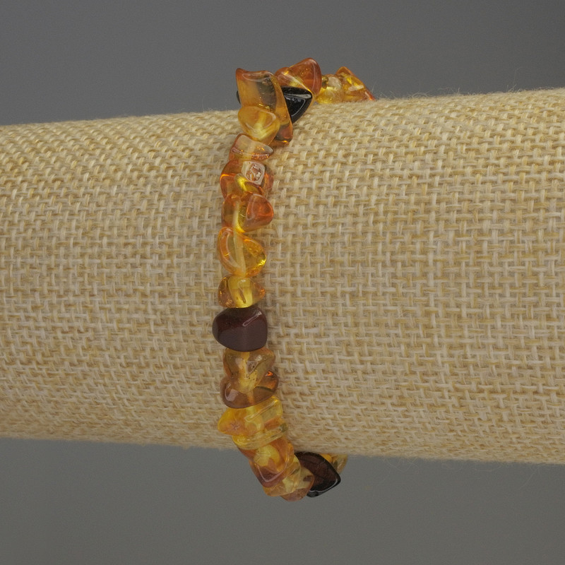 Bracelet Amber Chip 6-9×4-5mm +-, length 18cm+-, stretch