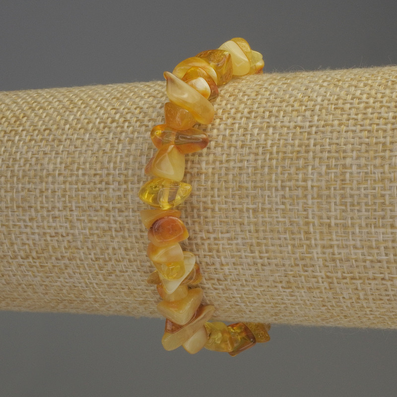 Bracelet Amber fragment 5-10x3-5mm +-, length 18cm +-, stretch