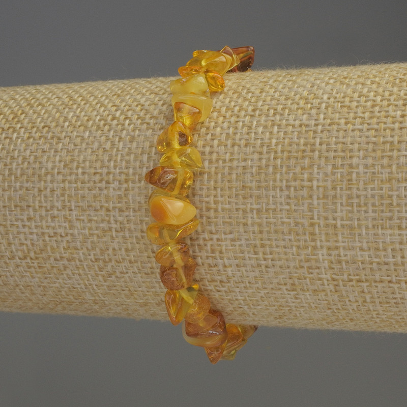 Bracelet Amber Chunk 5-9×4mm+-, length 18cm+- stretch