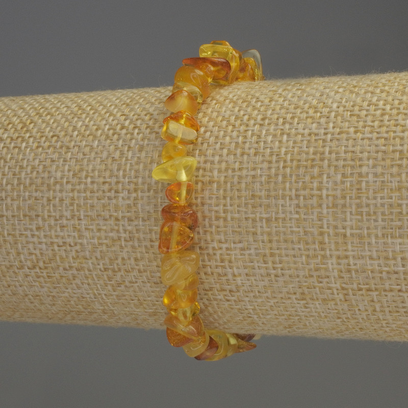 Bracelet Amber Chip 7-10×4-6mm, length 18cm, stretch