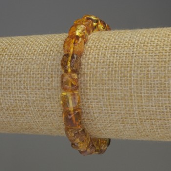 Bracelet Amber Smooth Cube 7x7mm+-, length 18cm+- stretch