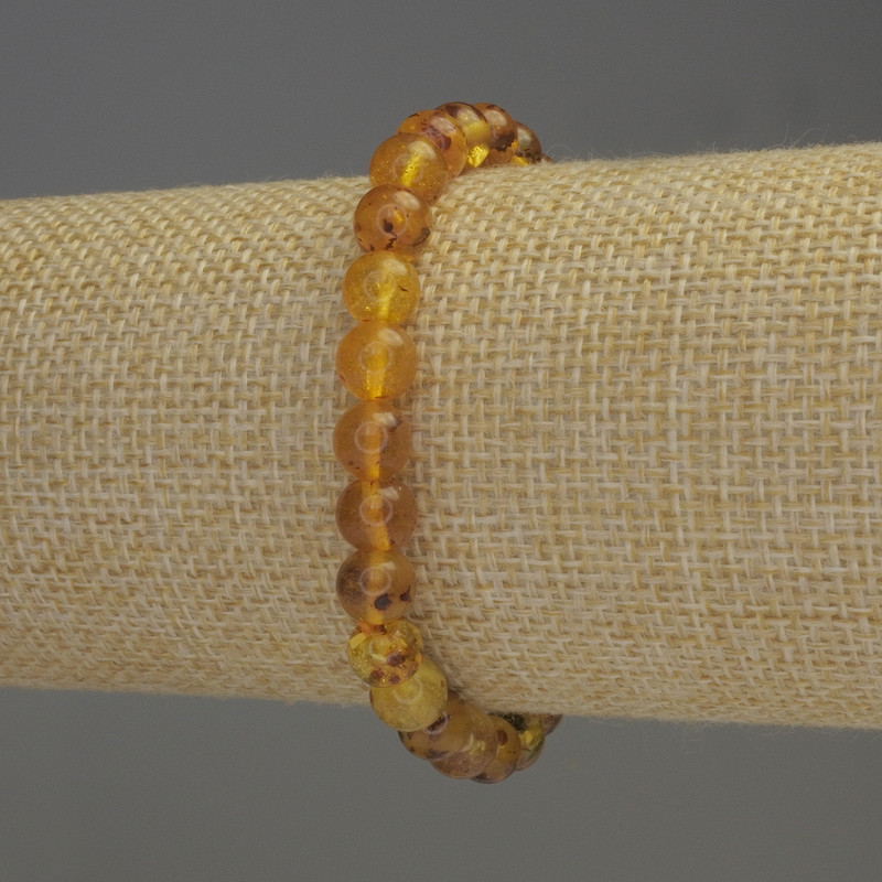 Amber Bead Bracelet, smooth sphere, 6.5 mm ±, length 18 cm ±, stretch
