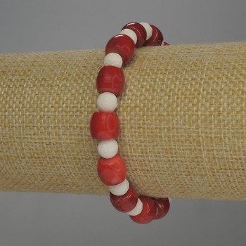 Bracelet Coral chips 9x7mm+- Sponge coral white bead, diameter 7mm+-, length 18cm+- stretch