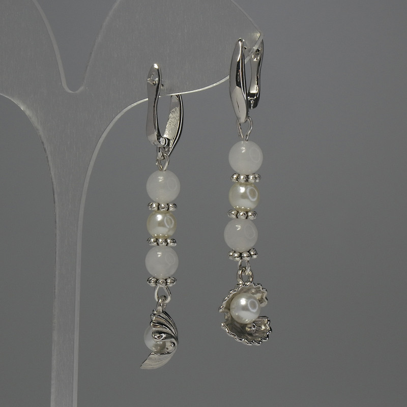 Earrings White Quartz Bead, 6mm diameter ± Pearl Bead (per piece) 6mm±, length 56mm±