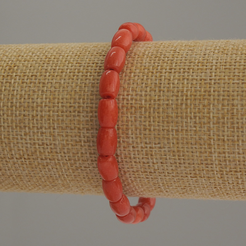 Bracelet Coral (one-size) barrel-shaped beads, diameter 8×6mm±, length 18cm stretch