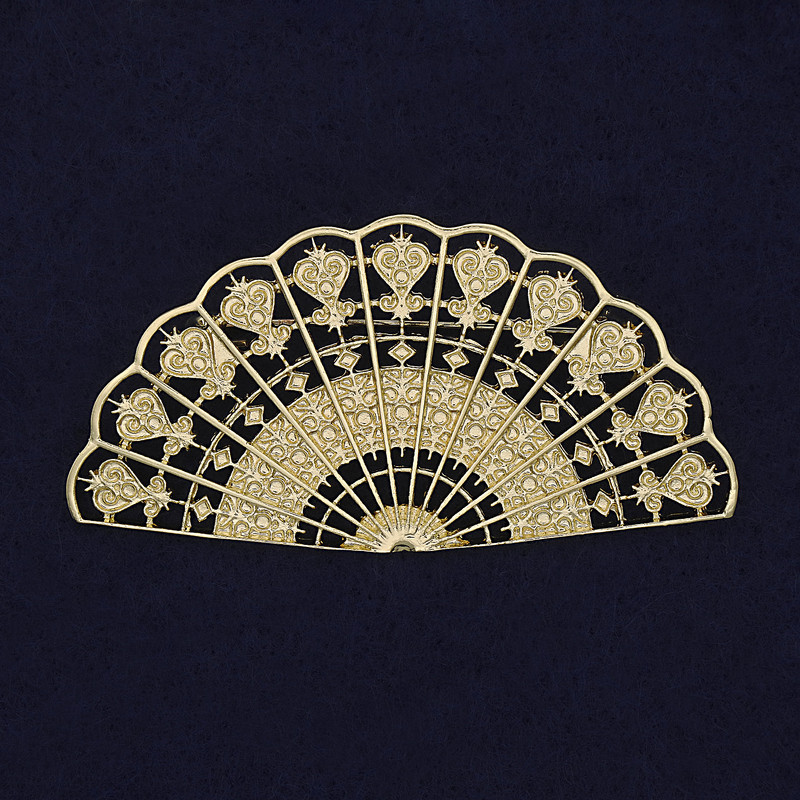 Brooch 'Fan' color matte gold, gold-tone metal 62x32mm+
