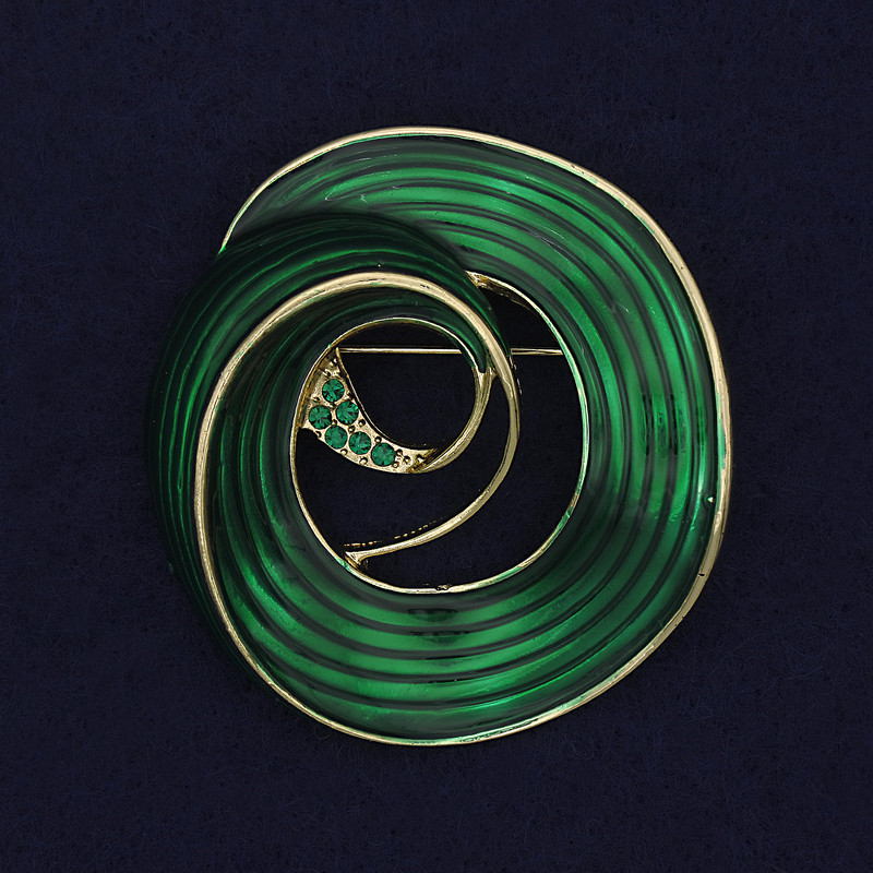 Brooch Accent with Green Enamel and Crystals in Gold-tone Metal 48x45mm+