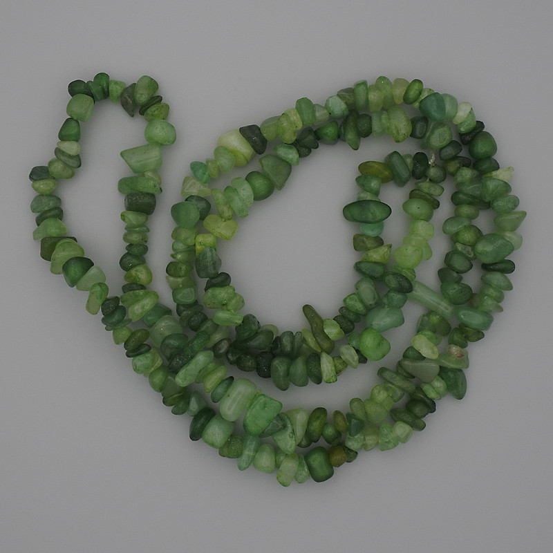 Tinted Quartz Chip Beads 7x5mm on Bead Wire, 78cm+ length
