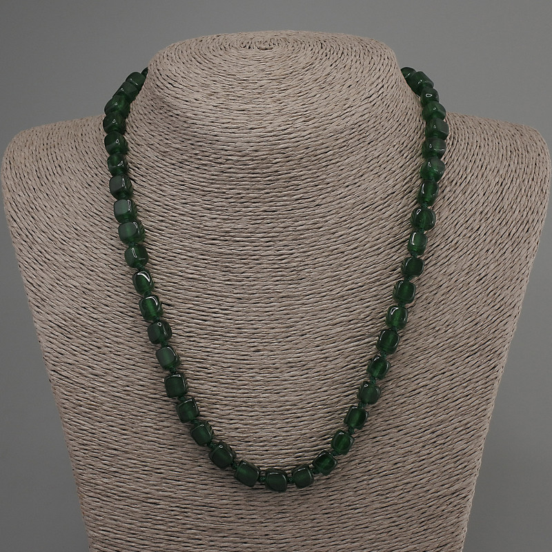Chrysoprase Beads Cube, 7mm diameter +-, length ~50mm, with clasp