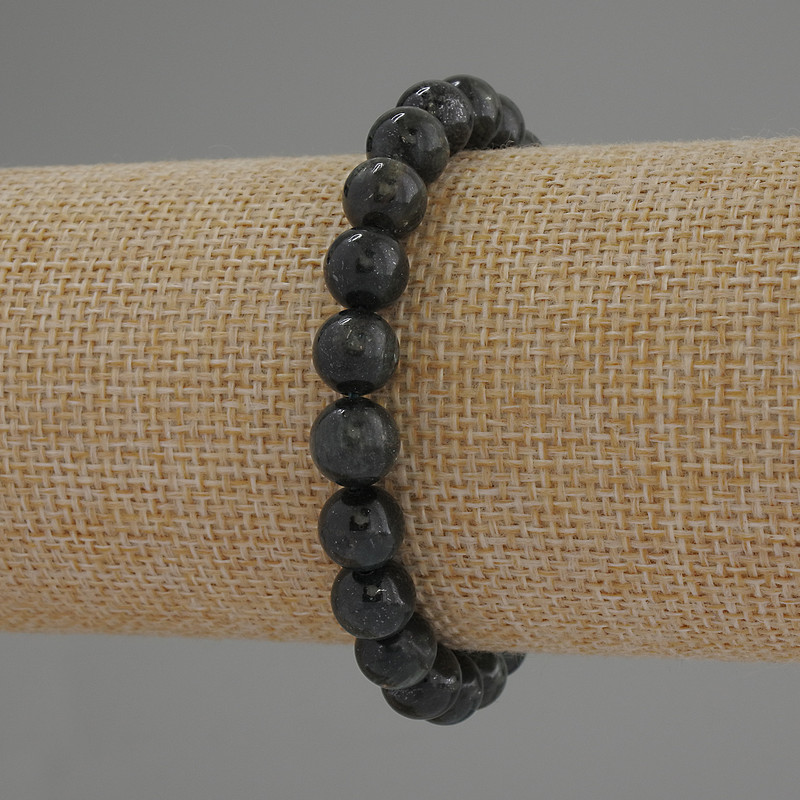 Emerald Fuxite (Muscovite) Smooth Bead Bracelet, 8 mm diameter ±, length 18 cm Stretch