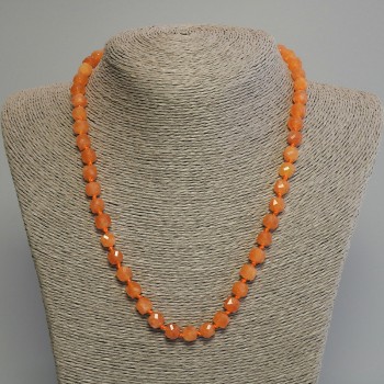 Jade Beads Moshannon Faceted Cube, 7mm diameter, 45cm length ± with clasp