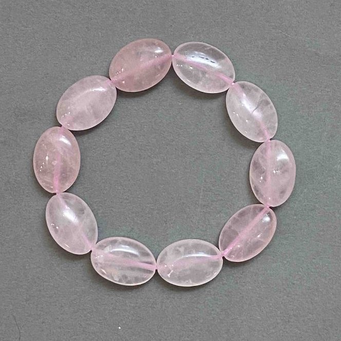 Bracelet Rose Quartz Oval, diameter 18x13mm, 18 cm length Stretch