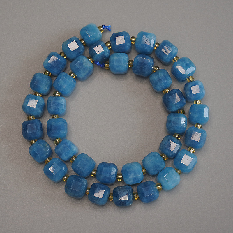 Faceted Apatite Beads Cubic Beads, 8.5x8.5 mm, with 3 mm+ seed beads, 37 cm long on a thread