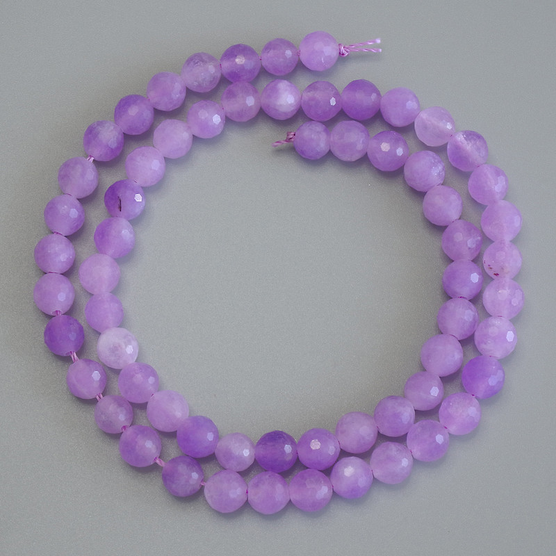 Lavender Amethyst Faceted Sphere Beads, 6 mm diameter, 37 cm length on thread