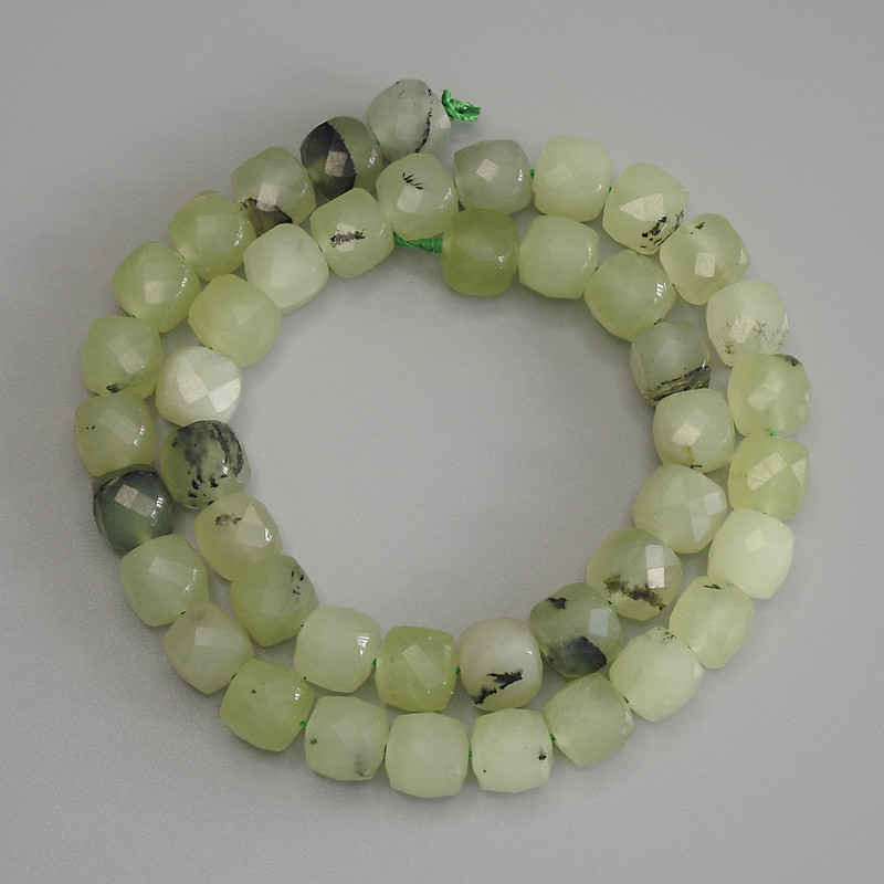 Prehnite Beads Cube Cut 9×9 mm± on Thread, 37 cm+ Length