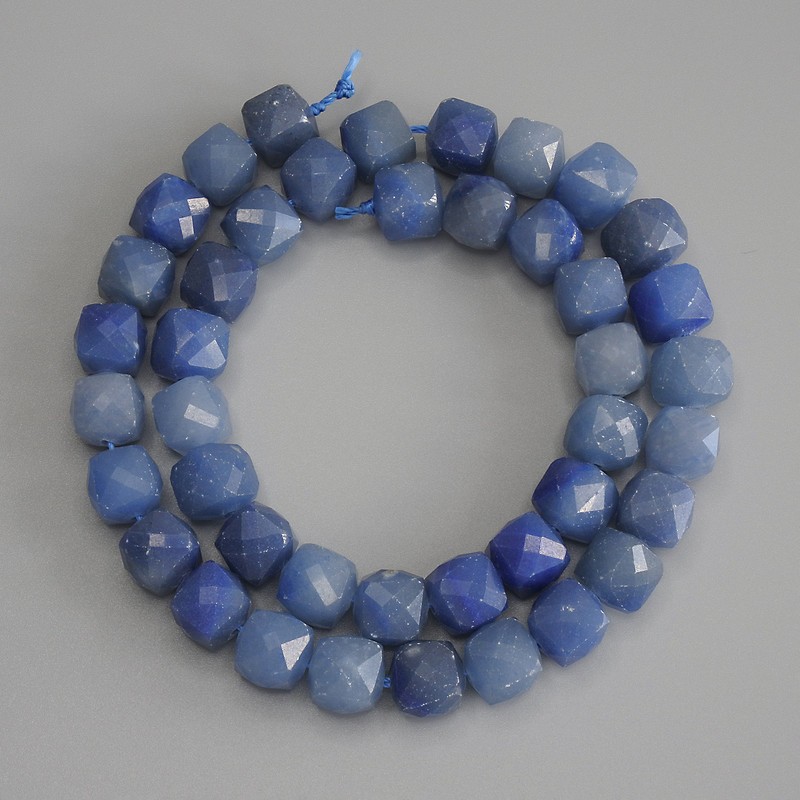 Adventurine Faceted Cube Beads, 9x9 mm, 38 cm long
